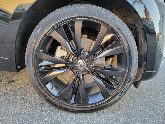 2025 Jaguar F-PACE R-Dynamic S photo 13