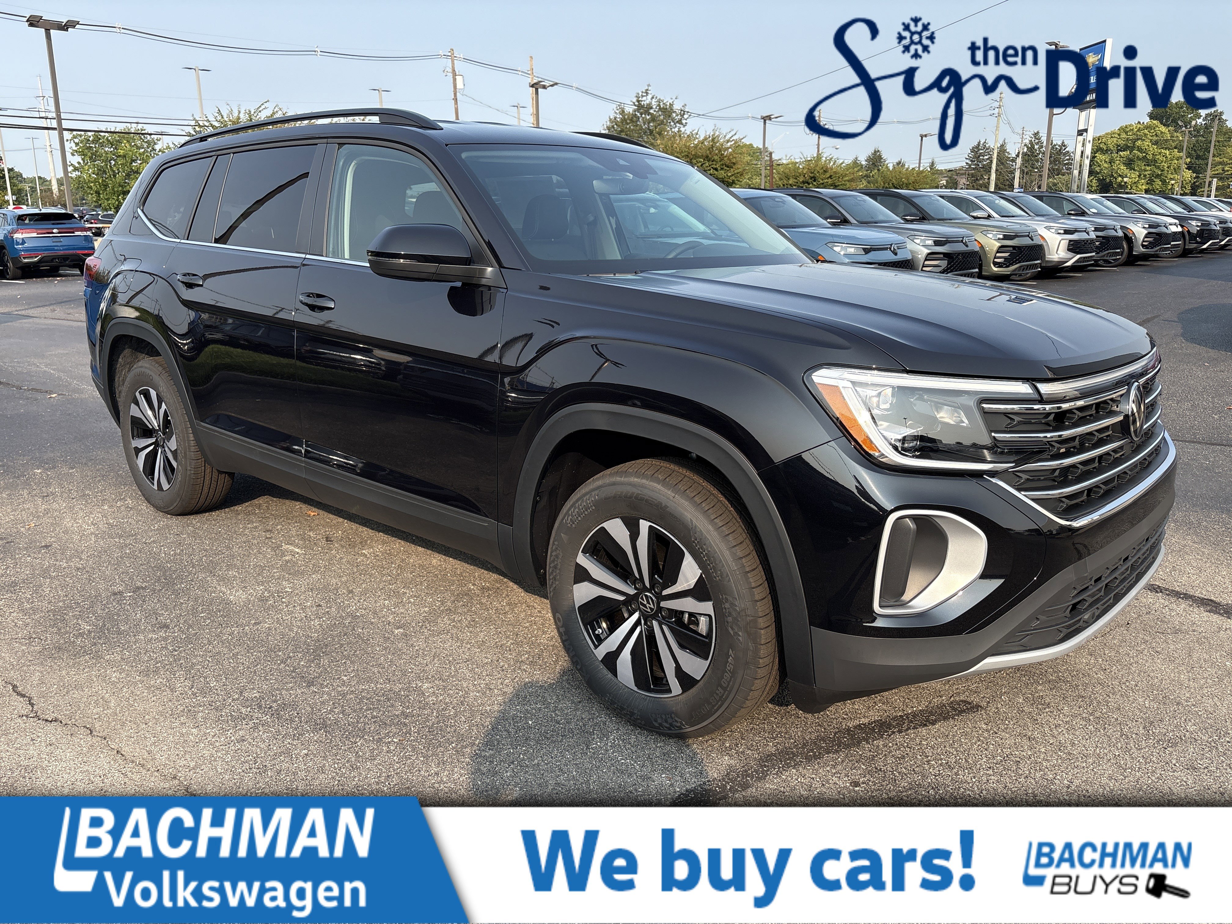 2026 Volkswagen Atlas SE's photo