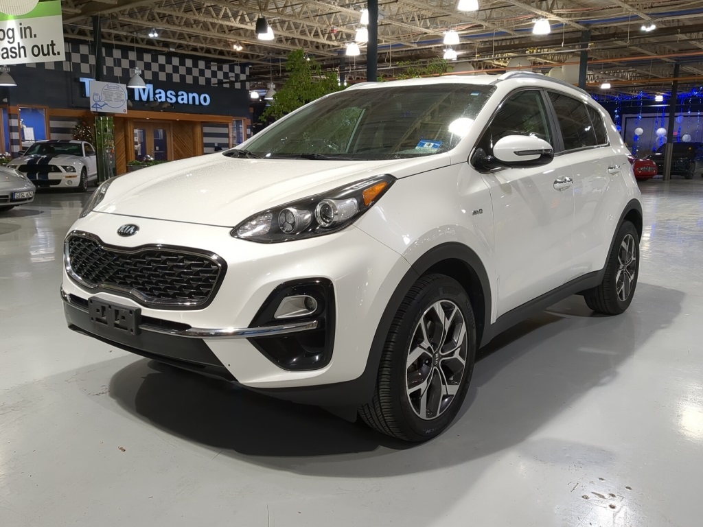 2020 Kia Sportage EX's photo