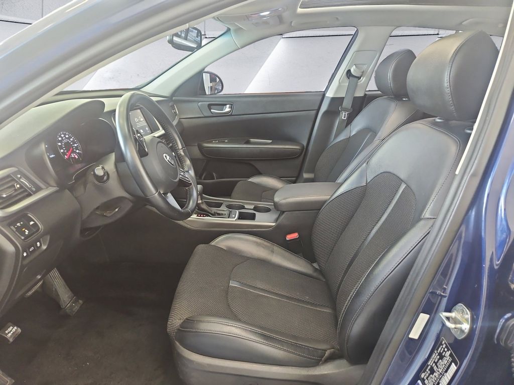 2019 Kia Optima S photo 7