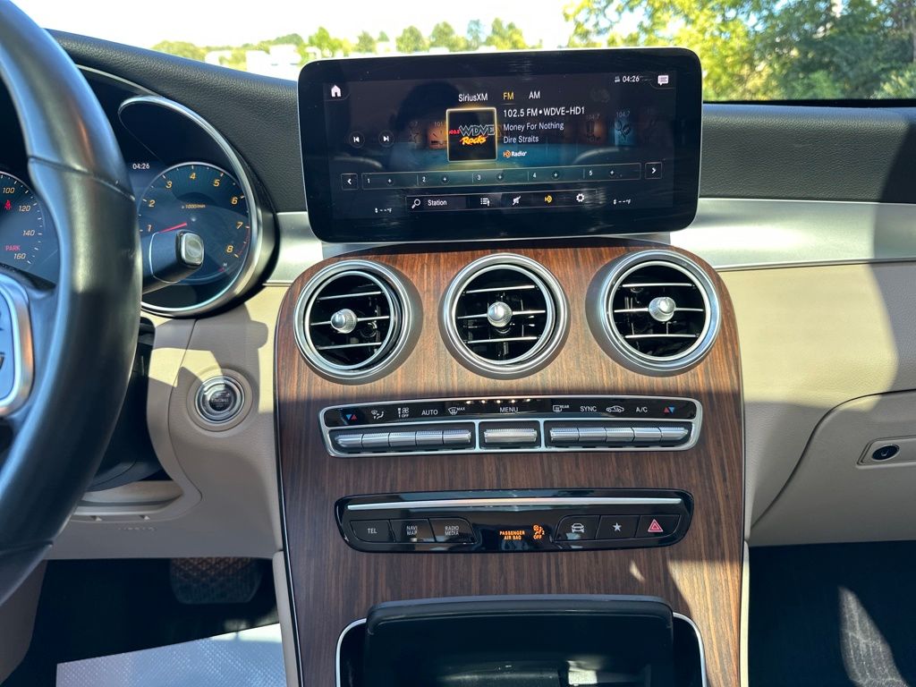 2022 Mercedes Benz GLC 300 4MATIC photo 16