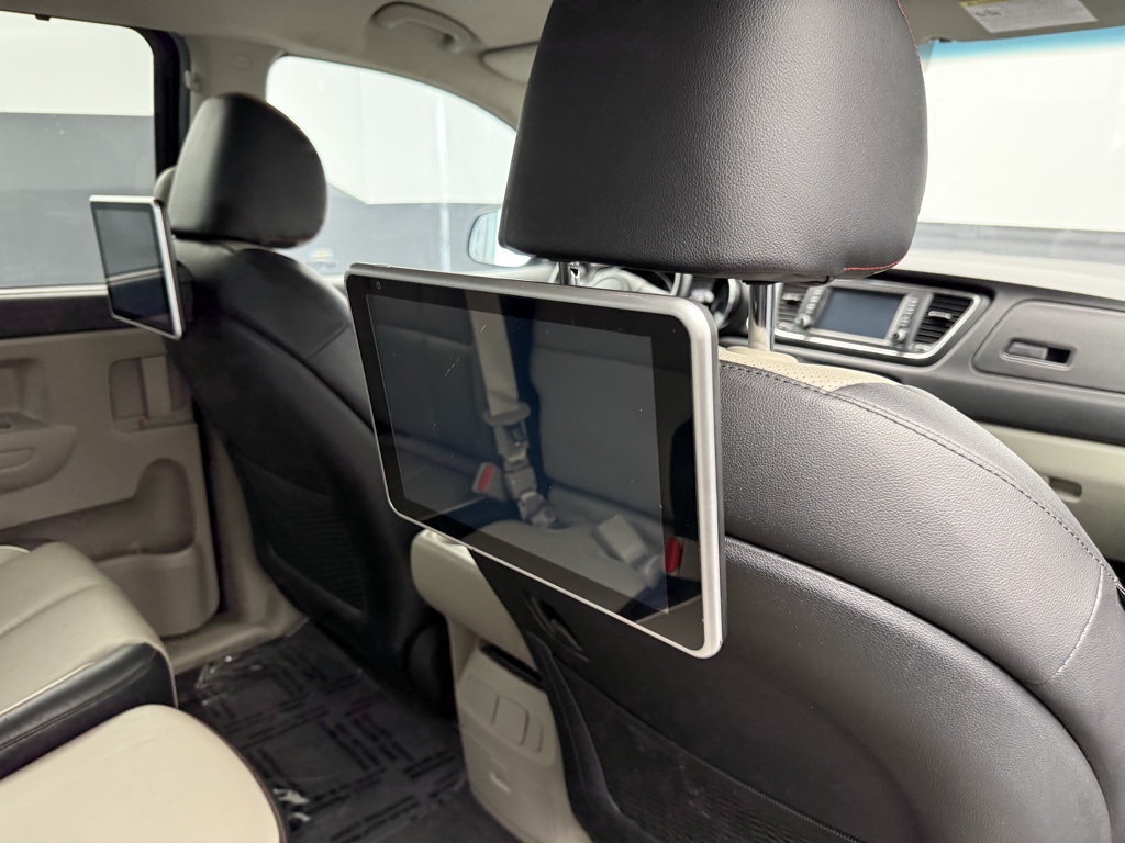 2020 Kia Sedona EX photo 47