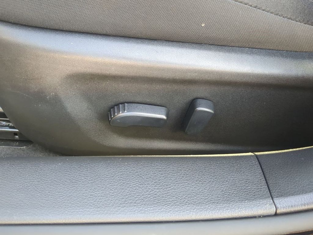 2024 Nissan Altima 2.5 SV photo 18