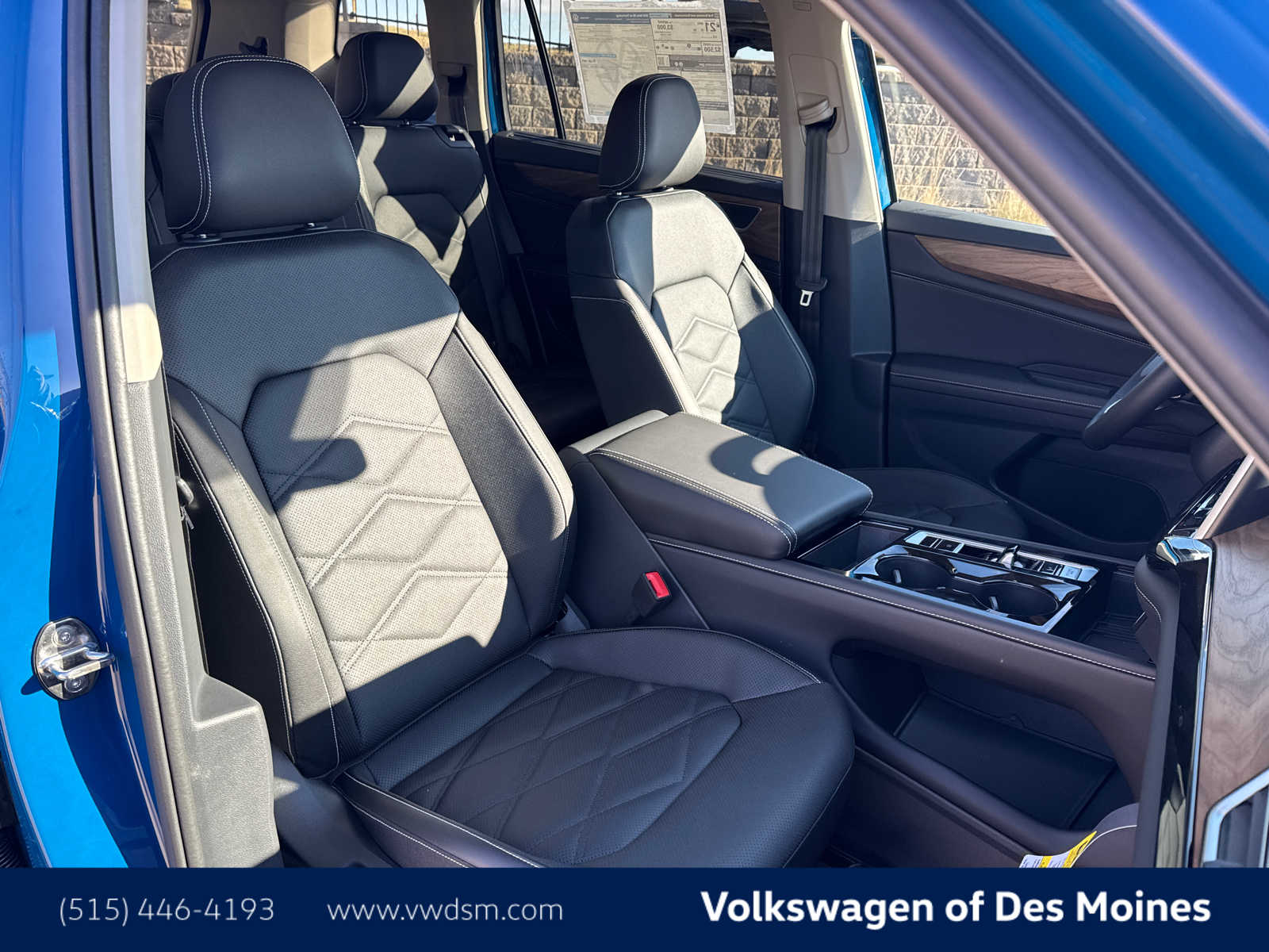 2025 Volkswagen Atlas SE Technology photo 13
