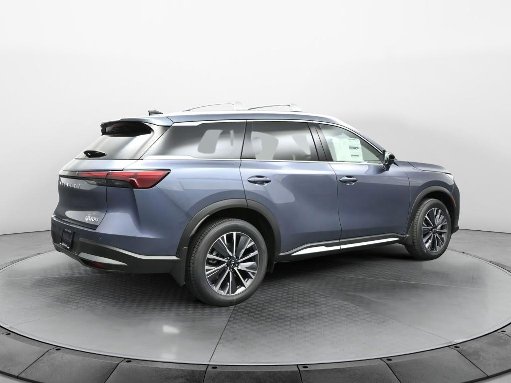 2026 Infiniti QX60 Luxe photo 7