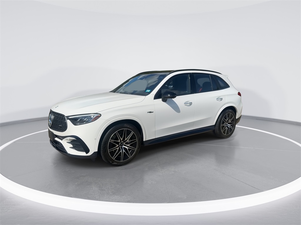 2024 Mercedes Benz GLC 43 AMG 4MATIC photo 4