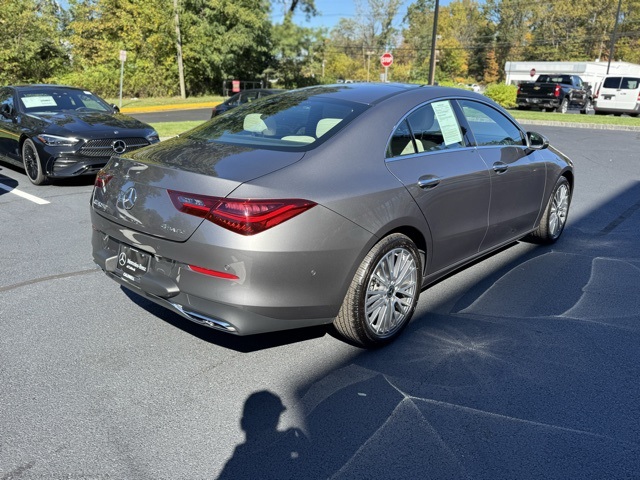 2025 Mercedes Benz CLA 250 4MATIC photo 3