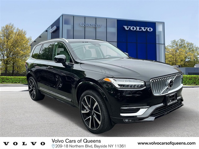 2024 Volvo XC90 Plus's photo