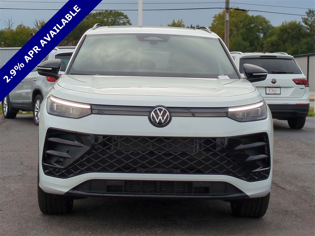 2025 Volkswagen Tiguan SE R-Line Black photo 2