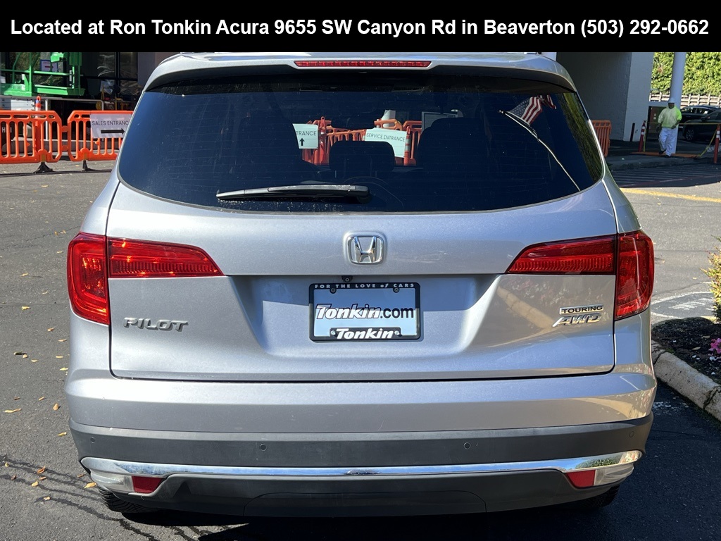2017 Honda Pilot Touring photo 4