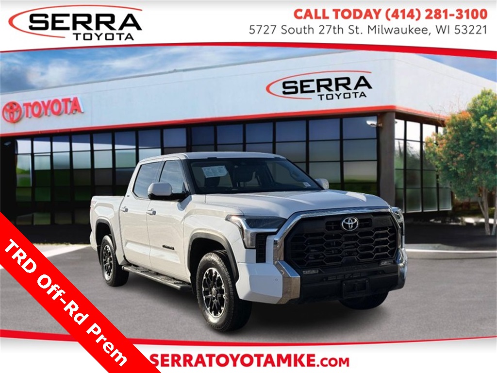 2023 Toyota Tundra SR5's photo