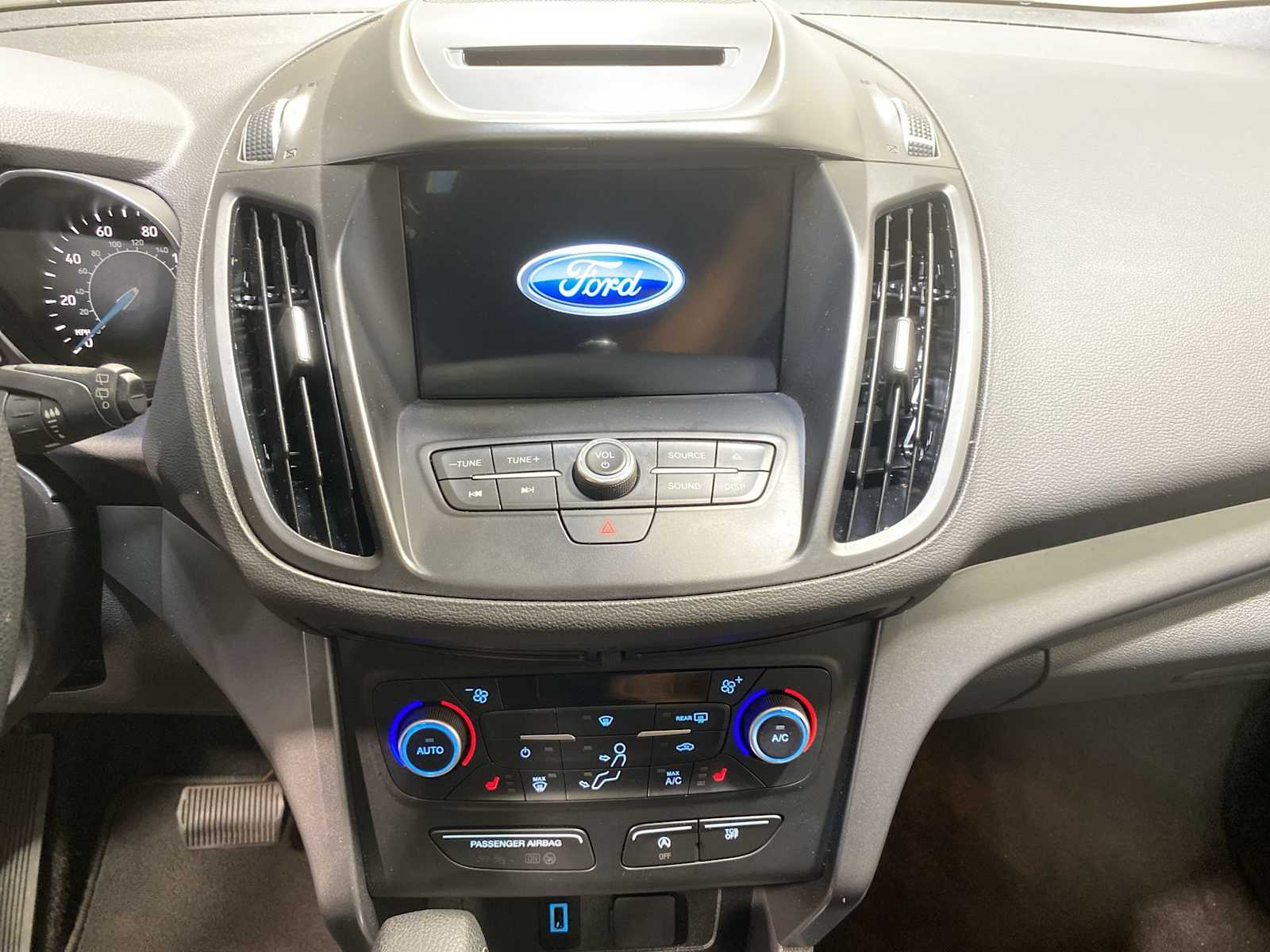 2018 Ford Escape SE photo 16