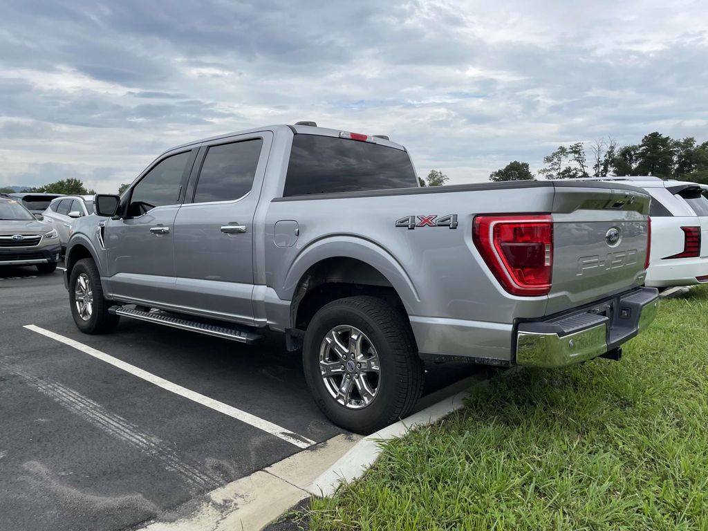2021 Ford F-150 XLT photo 3