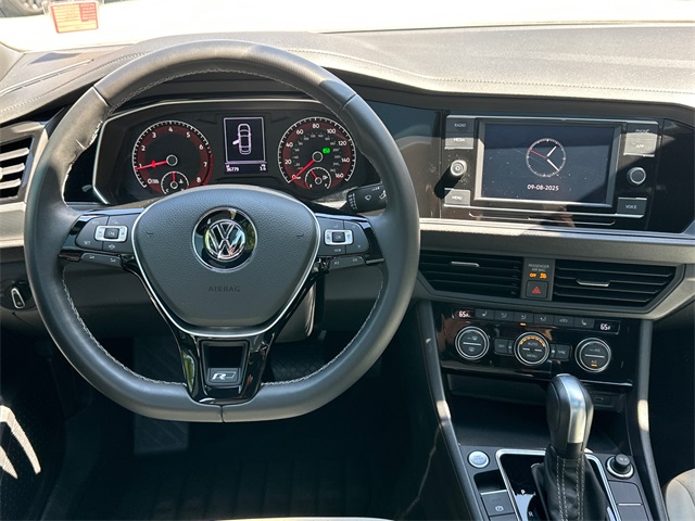 2021 Volkswagen Jetta R-Line photo 21