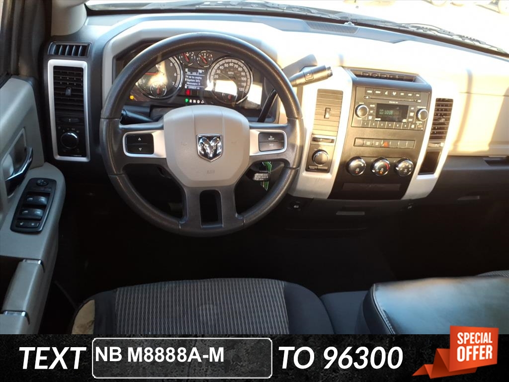 2009 Dodge Ram SLT photo 6