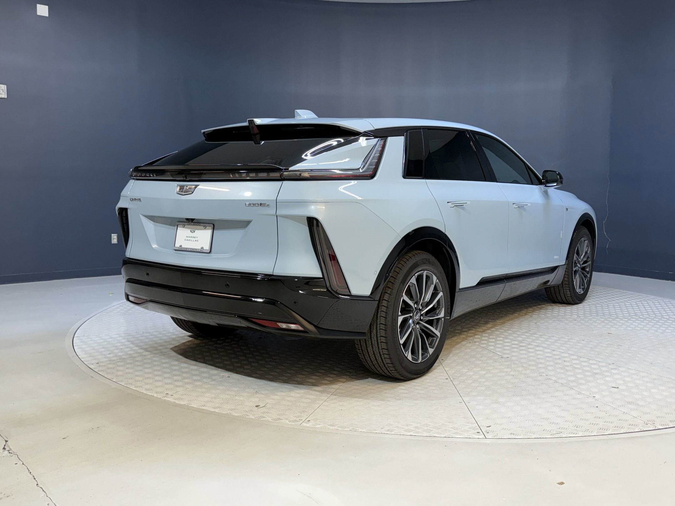 2025 Cadillac Lyriq Sport photo 9