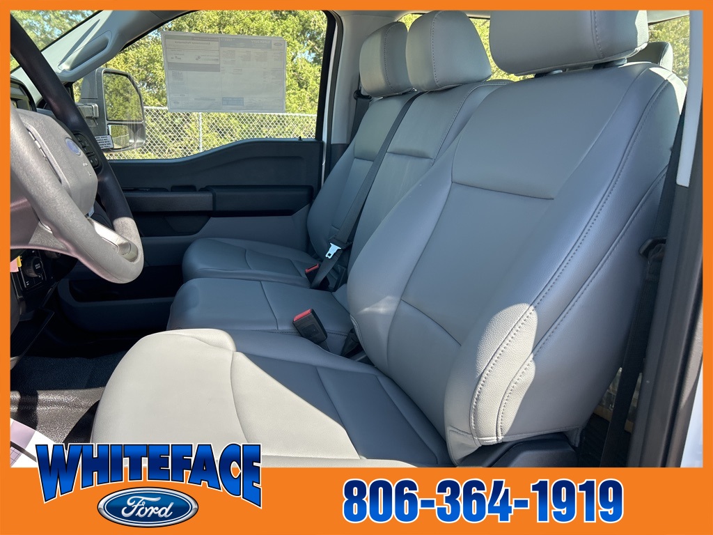 2026 Ford F-350 photo 25