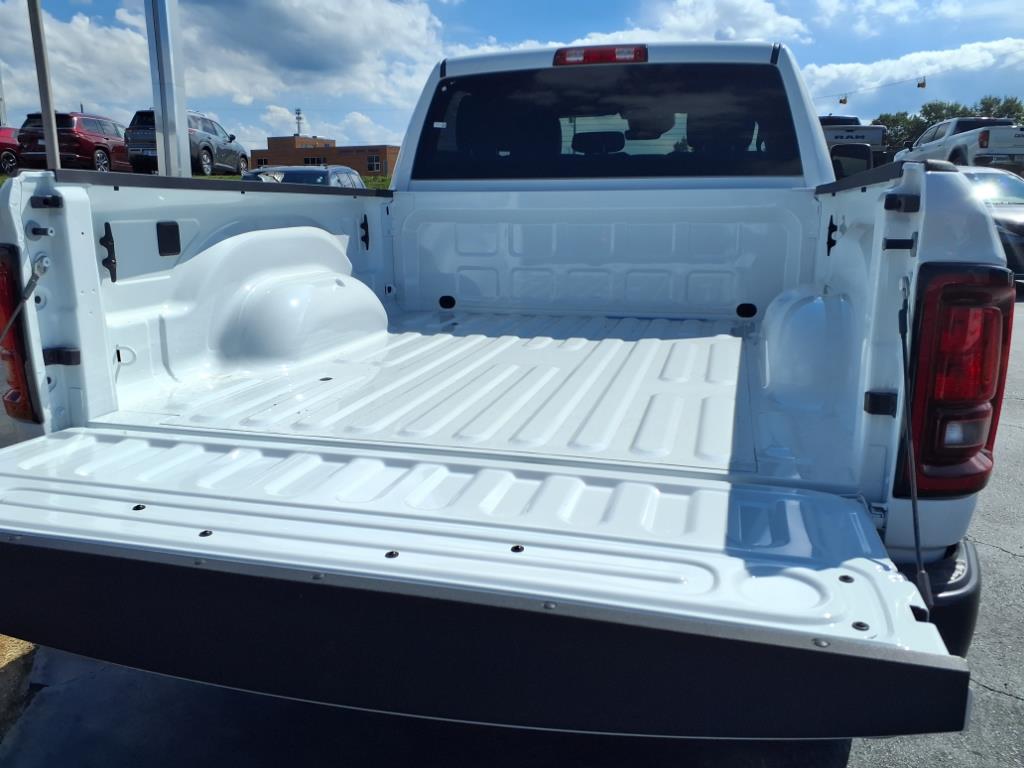 2026 Ram 2500 Tradesman photo 14