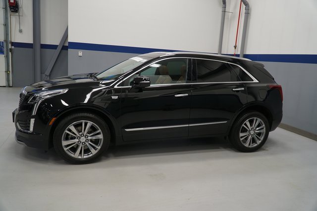 2023 Cadillac XT5 Premium Luxury photo 2