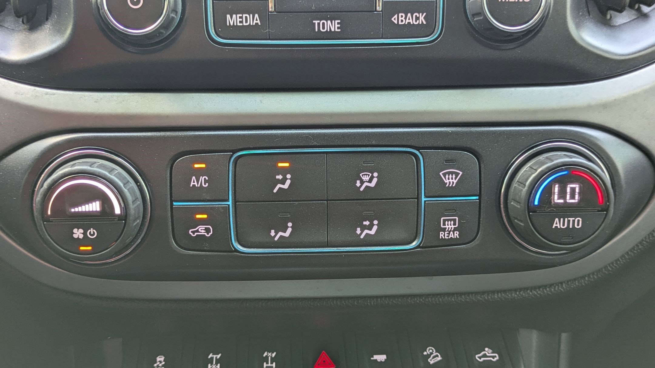 2017 Chevrolet Colorado ZR2 photo 23