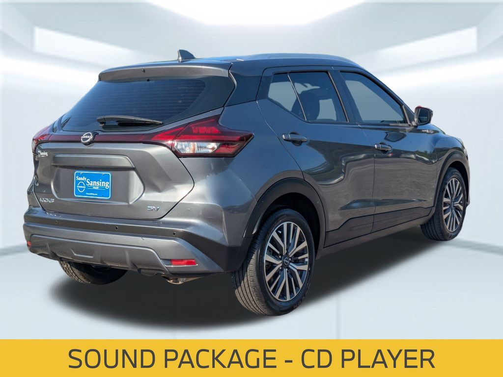 2023 Nissan Kicks SV photo 4