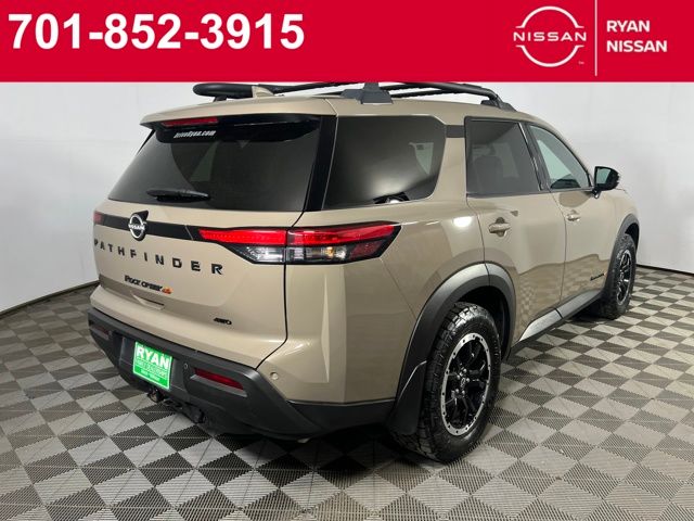 2024 Nissan Pathfinder Rock Creek photo 4