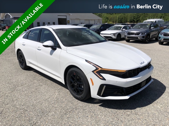 2026 Kia K5 LXS's photo