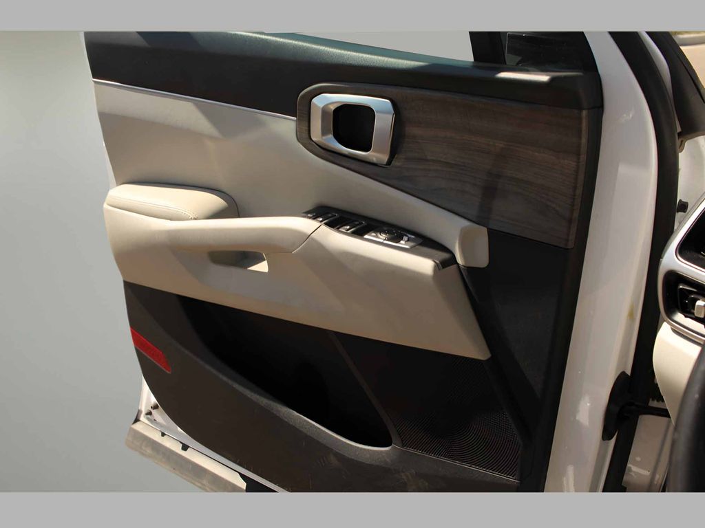 2023 Kia Sorento X-Line S photo 11