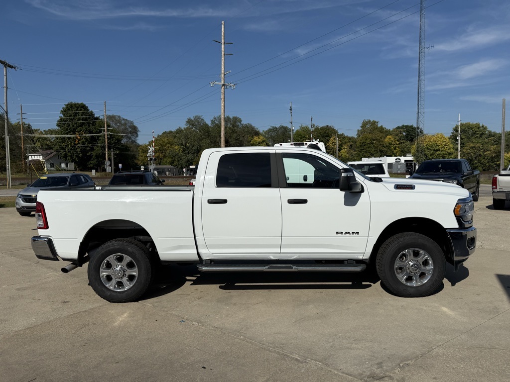 2024 Ram 2500 Big Horn photo 8