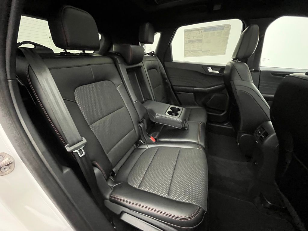 2024 Ford Escape ST-Line Select photo 29