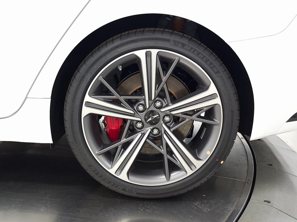 2025 Genesis G70 3.3T Sport Advanced photo 7