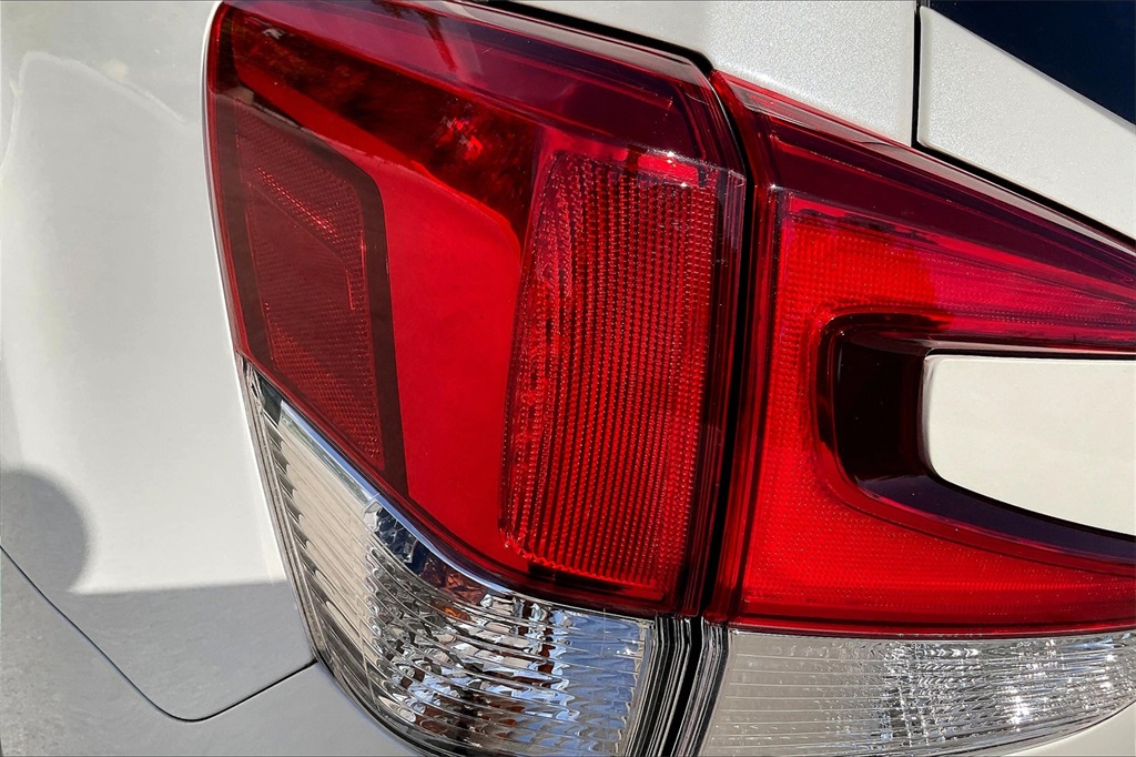 2024 Subaru Forester Premium photo 29