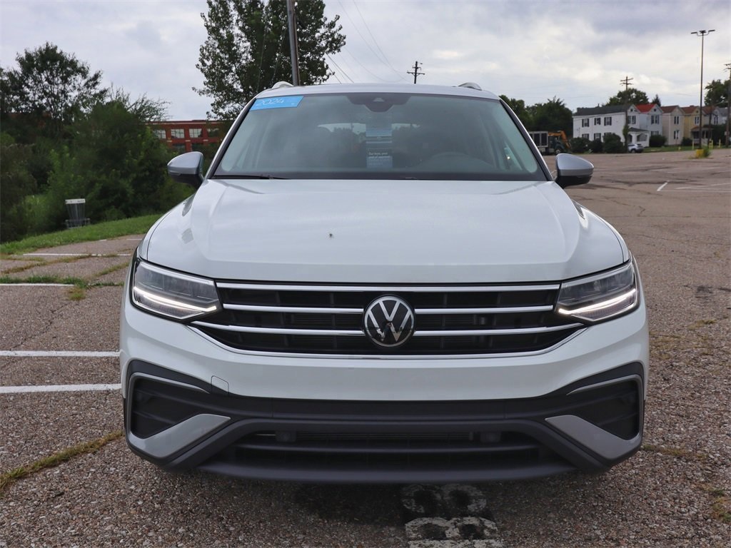 2024 Volkswagen Tiguan Wolfsburg Edition photo 7