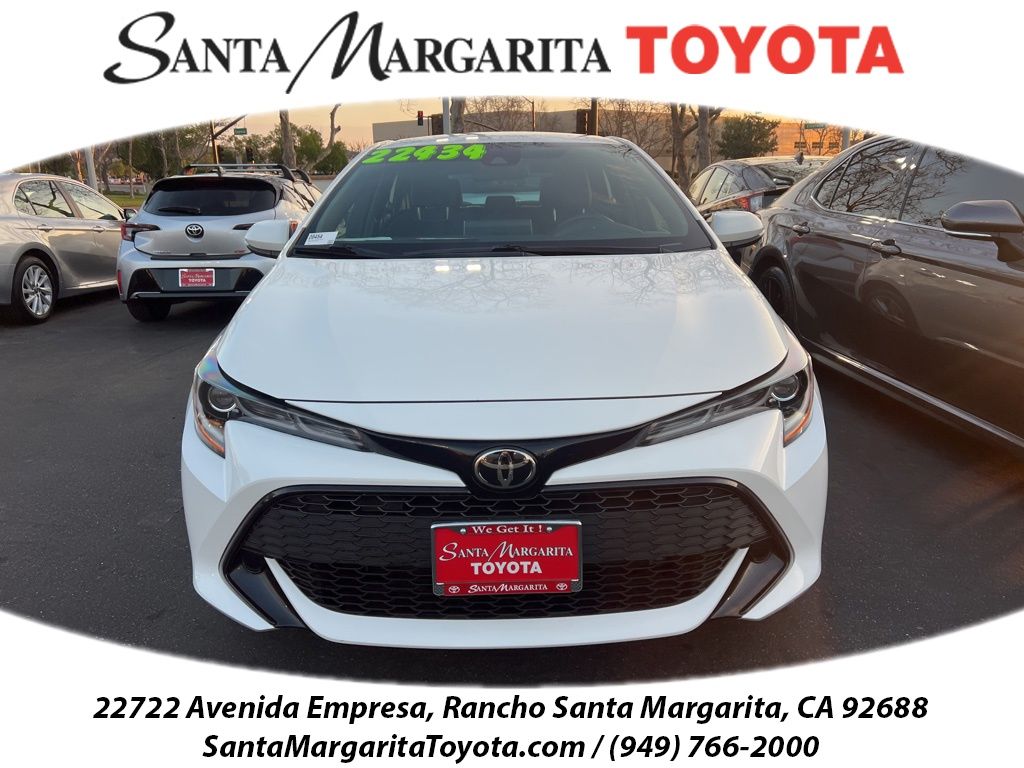 2022 Toyota Corolla Hatchback SE