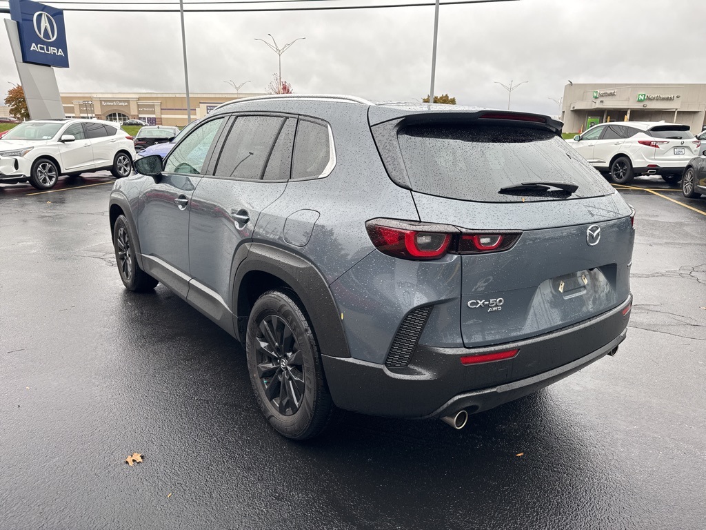2023 Mazda CX-50 2.5 Preferred Plus photo 2
