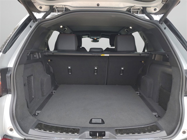 2023 Land Rover Discovery Sport S R-Dynamic photo 28
