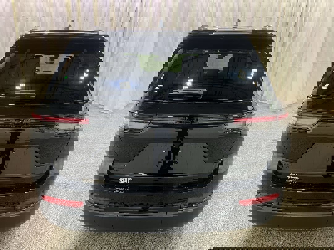 2025 Jeep Grand Cherokee Altitude X photo 4