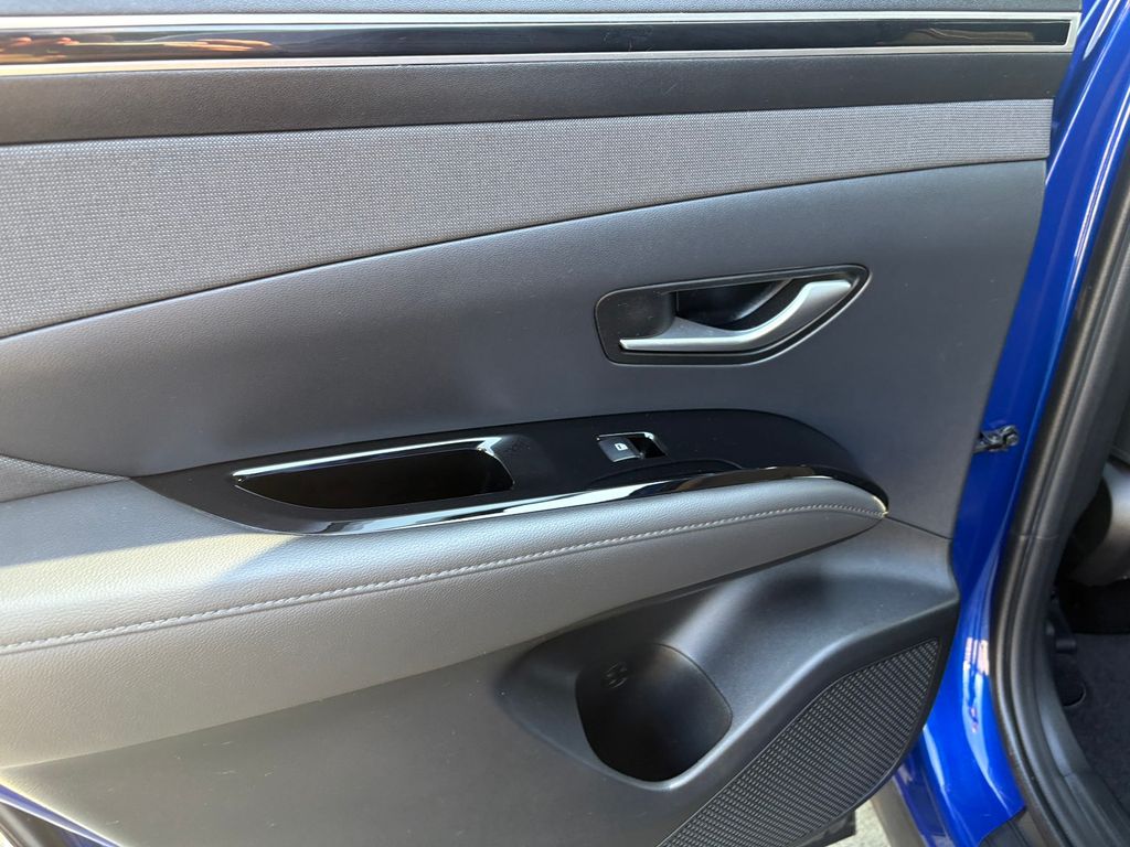 2022 Hyundai Tucson SEL Convenience photo 25