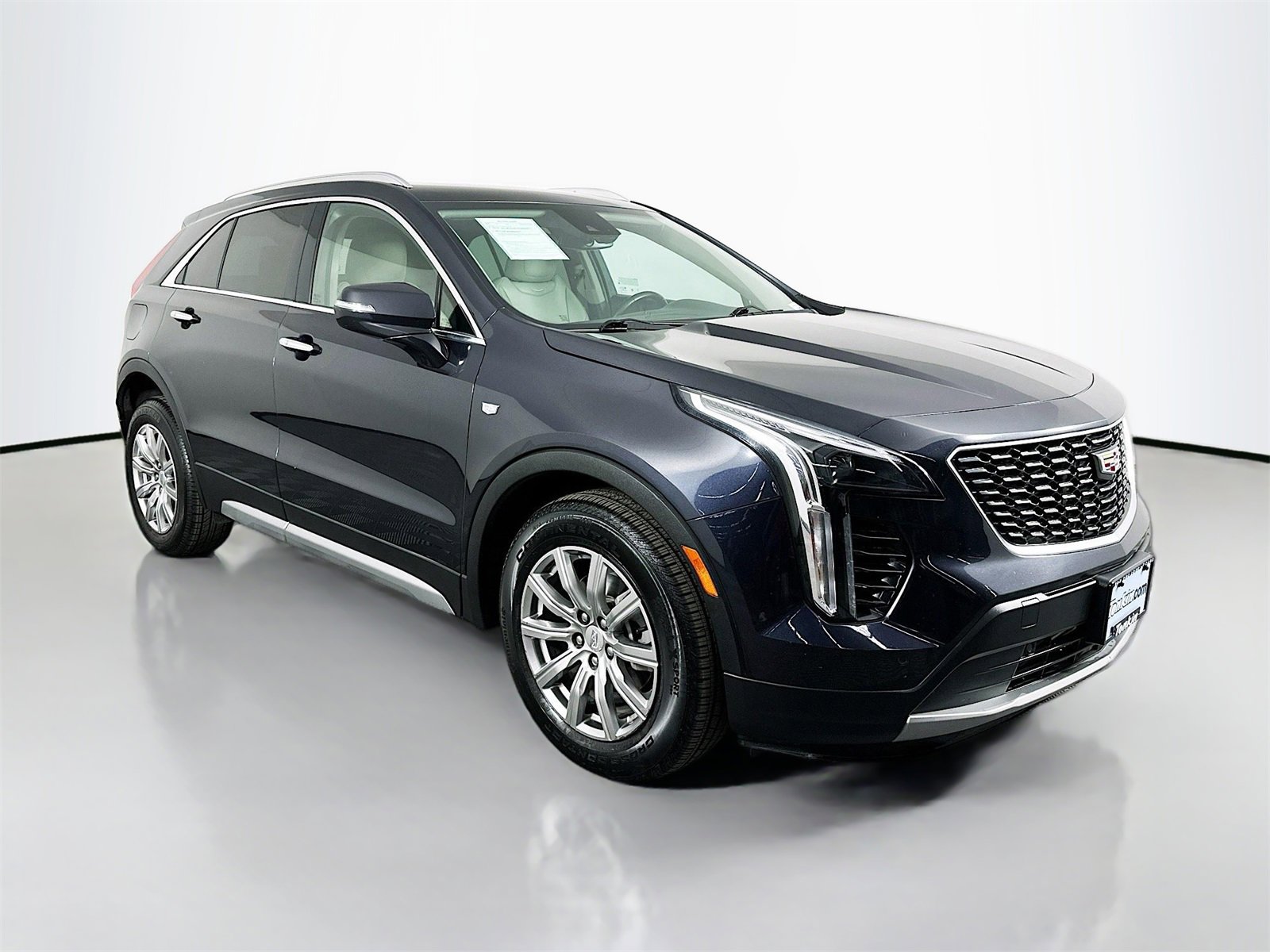 2023 Cadillac XT4 Premium Luxury's photo