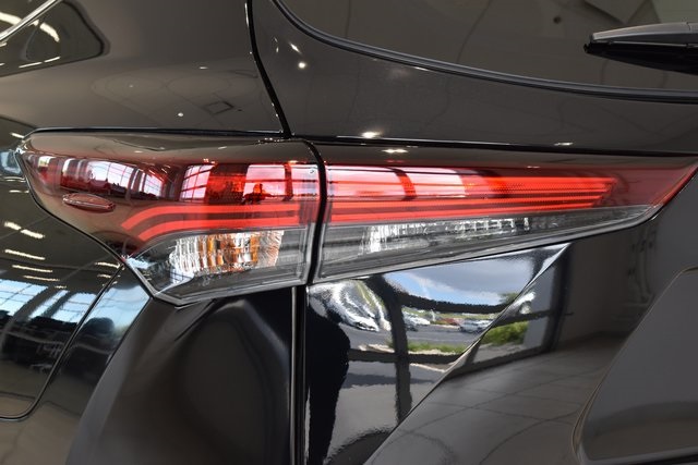 2024 Toyota Highlander XLE photo 7