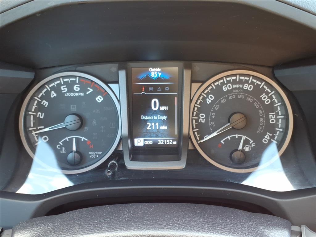 2023 Toyota Tacoma TRD photo 28