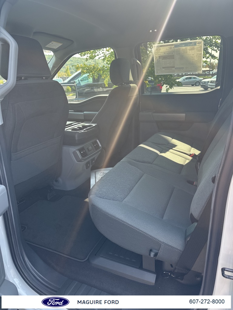 2025 Ford F-150 XLT photo 10