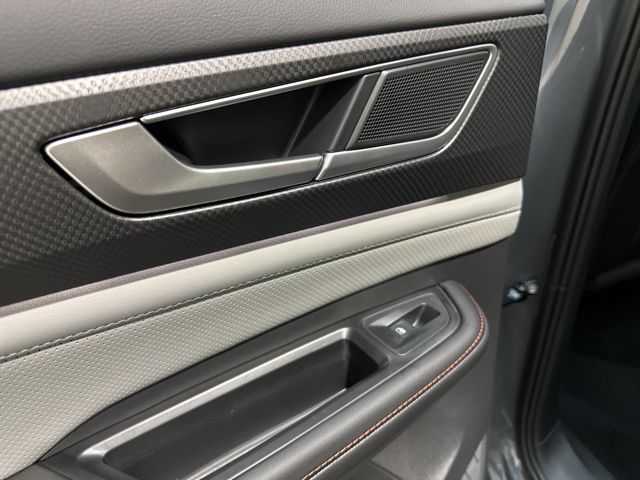 2025 Volkswagen Atlas Peak Edition SE photo 24