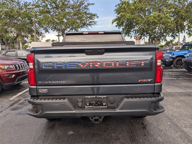 2020 Chevrolet Silverado 1500 RST photo 3