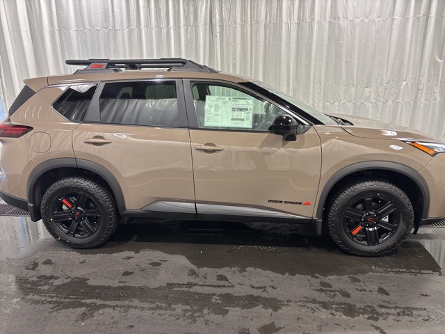 2026 Nissan Rogue SV photo 2