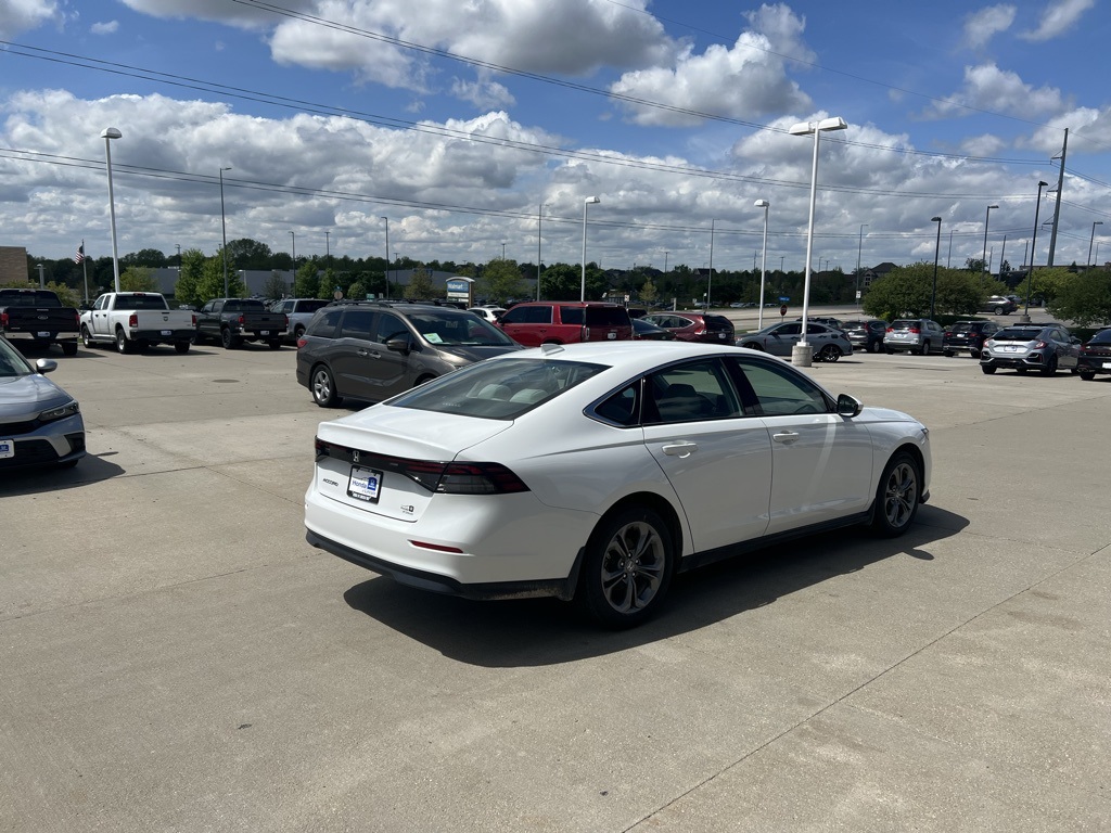 2024 Honda Accord EX photo 2