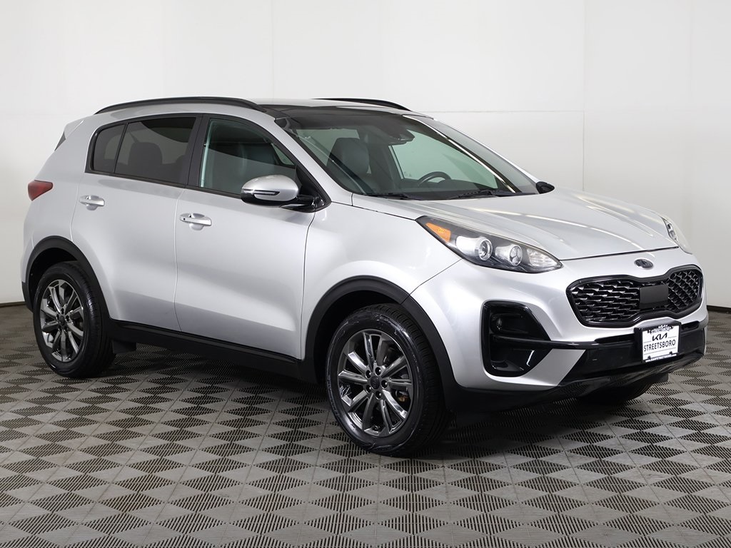 2022 Kia Sportage Nightfall Edition photo 2