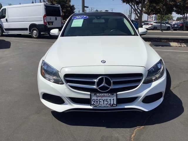 2017 Mercedes Benz C 300 photo 4