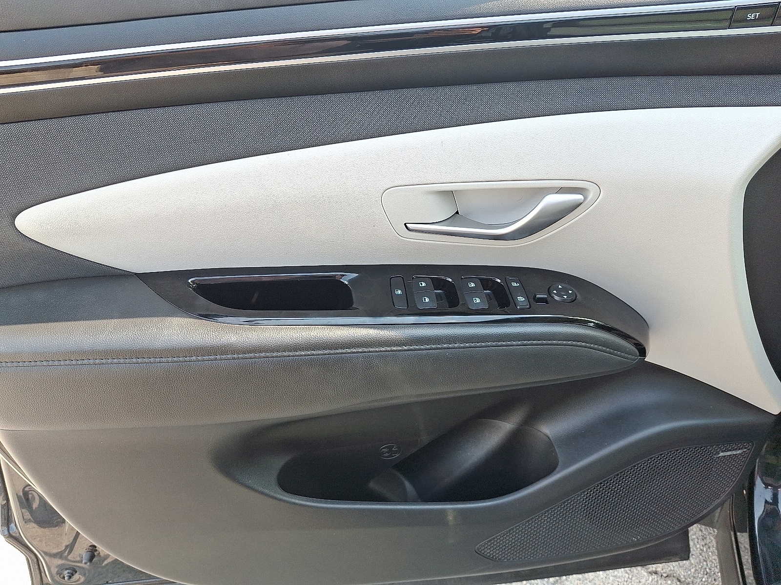 2022 Hyundai Tucson Hybrid Limited Sport photo 10