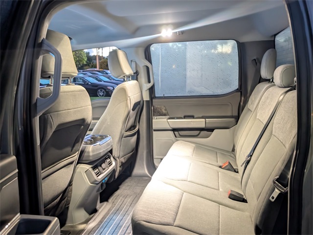 2022 Ford F-150 XLT photo 8